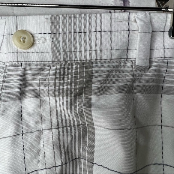 Grand Slam Golf Mens Flat Front Chino Shorts White Plaid Size 40 Polyester. - Picture 5 of 10